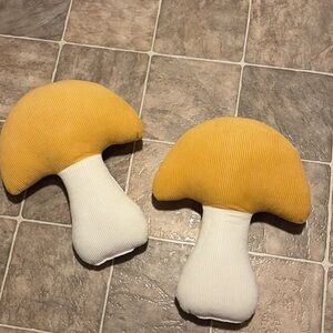 Yellow and White Mushroom Pillow Set